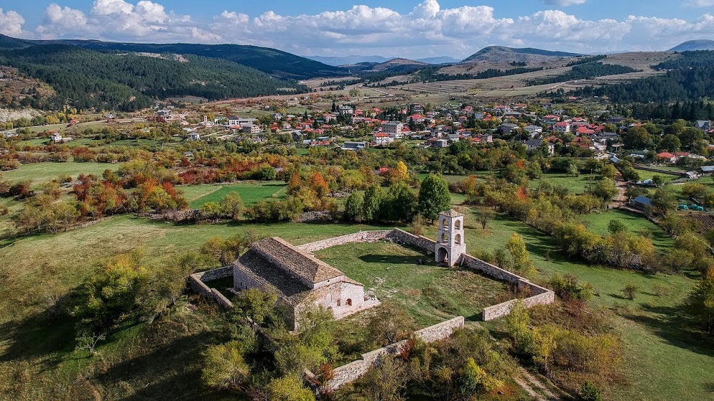 Kredia e BERZH, se shpejti nisin nderhyrjet ne zonat turistike te Voskopojes